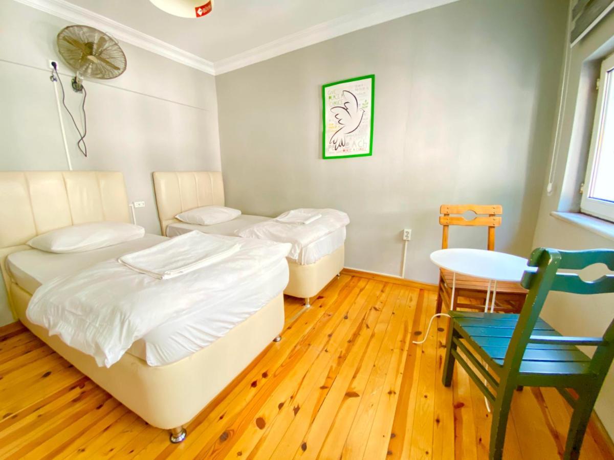Windrose Hostel Istanbul Eksteriør bilde